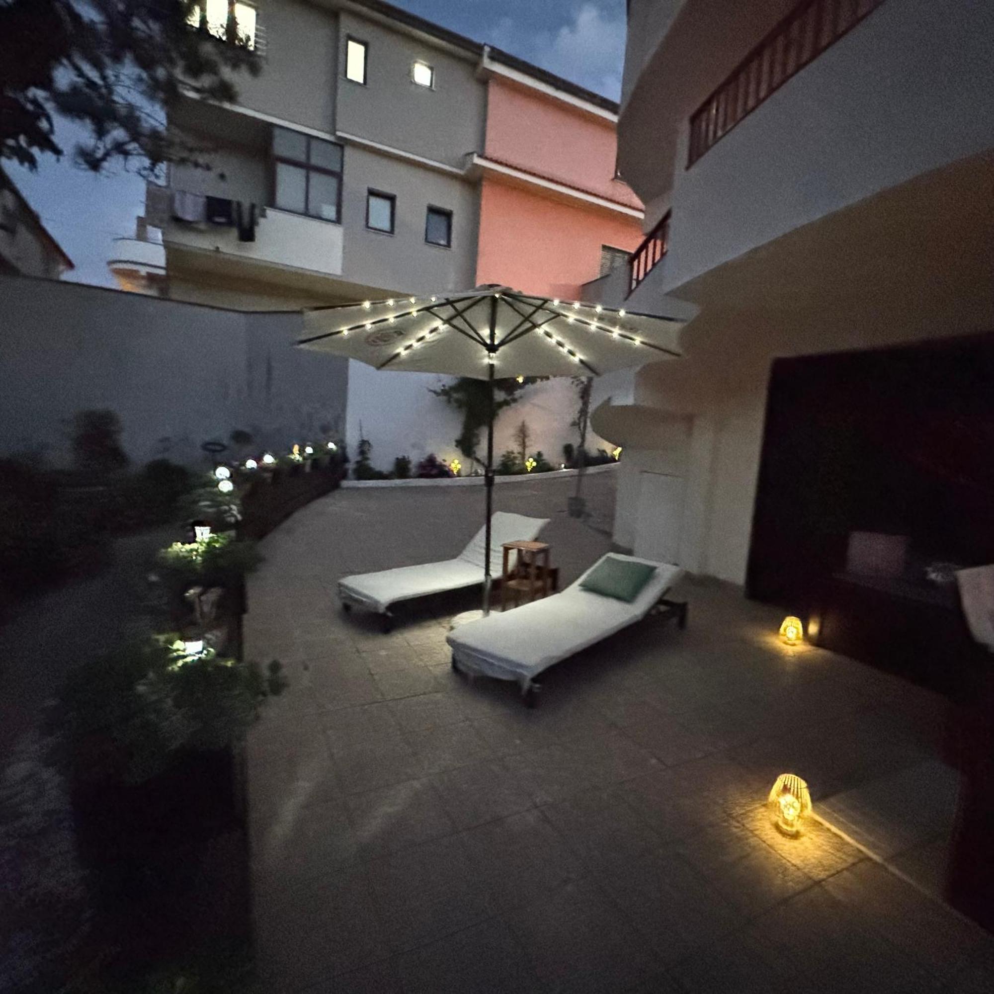La Casa Di Wioletta Apartment Барселона-Поцо ди Гото Екстериор снимка